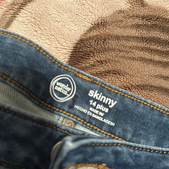 Jeans - Picture 2 of 2